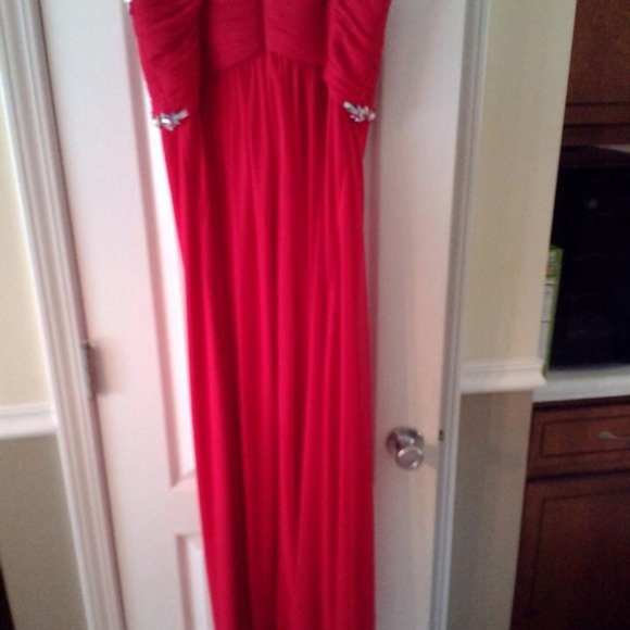 Formal Dress - Picture 3 of 3